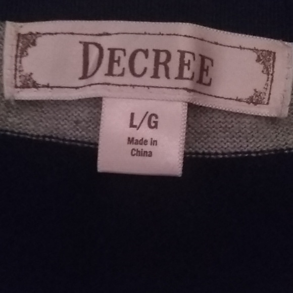 Decree v-neck striped sweater - Picture 2 of 2